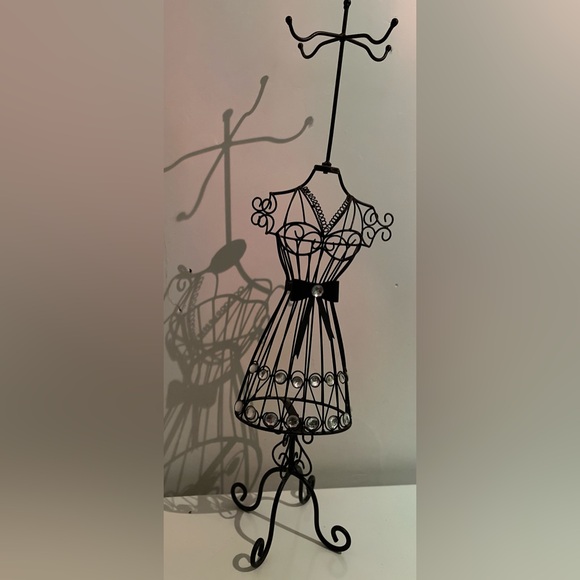 Jewelry storage - Picture 4 of 16